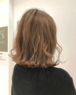 カラー i.+sapporo所属・🩶韓国ヘア🩶 くびれ❤︎顔まわりのヘアスタイル