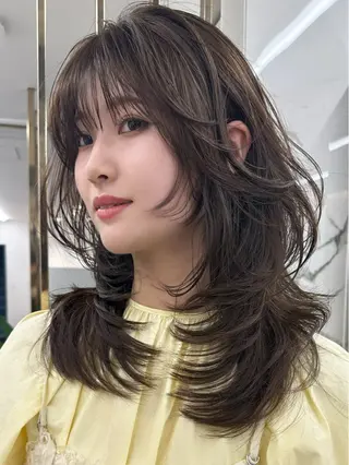 セミロング ETOILE所属・上田 美尋(Mihiro)のヘアスタイル
