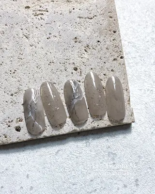 ネイル Li'a Bloom所属・🦋🤍 madoka🤍のネイルデザイン