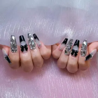 RINA 🎨のネイルデザイン