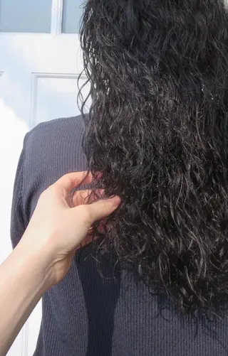 ロング パーマ 🫧コモリスズノ /JESTERのヘアスタイル