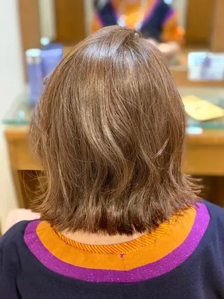 ミディアム エクリ麻布十番所属・斉藤健 秋谷百花のヘアスタイル