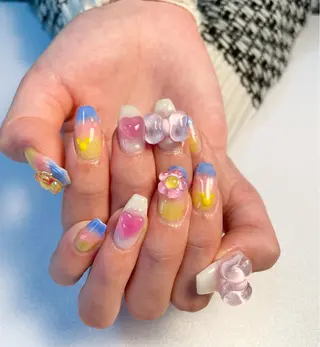 ネイル adorable 〈Kurumi〉のネイルデザイン