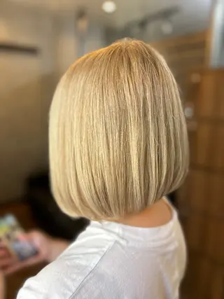 ミディアム 宮崎moc立川 ブリーチのヘアスタイル