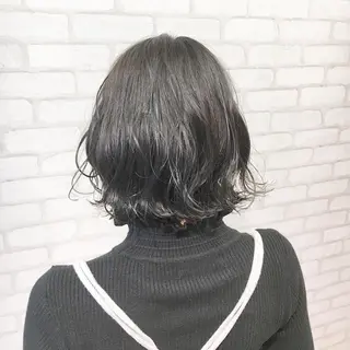 ミディアム ミヤザキ タクトのヘアスタイル