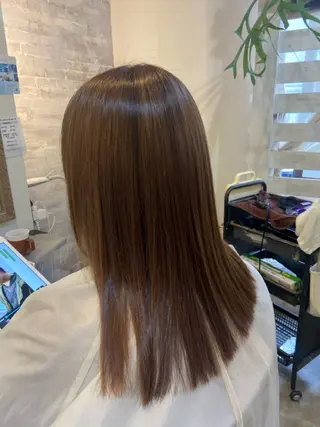 ミディアム カラー Un  Seul所属・福嶋 愛のヘアスタイル