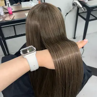 ロング カラー ななみ/emu 《ちゅるんカラー》のヘアスタイル