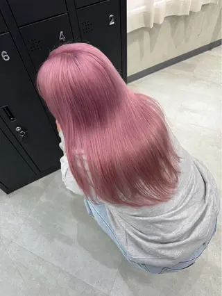 カラー 安田 愛琉のヘアスタイル