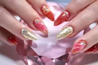 ネイル ママリンド　志村坂上店所属・しみ えんのネイルデザイン