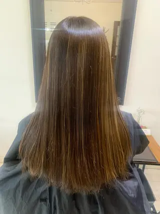 ロング カラー ハイライト✨髪質改善 TAKAさんです😊のヘアスタイル