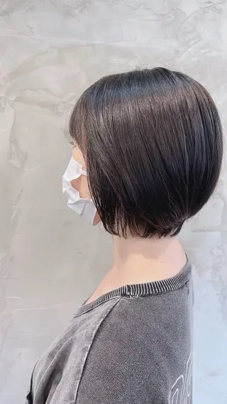 ショート 🐾及部 艶髪|艶 カラーショート|ボブのヘアスタイル