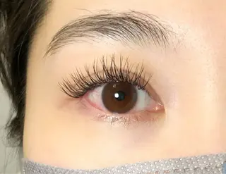 マツエク・マツパ アイラッシュサロンharuka所属・心斎橋駅徒歩１分 完全個室まつ毛専門店のマツエク・マツパデザイン