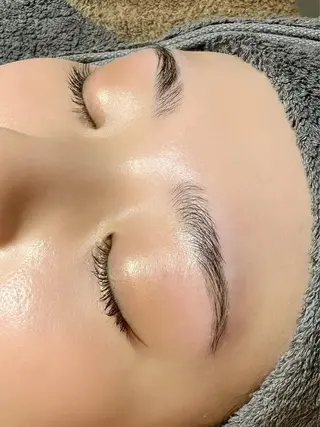 アイブロウ meme Erinaのマツエク・マツパデザイン