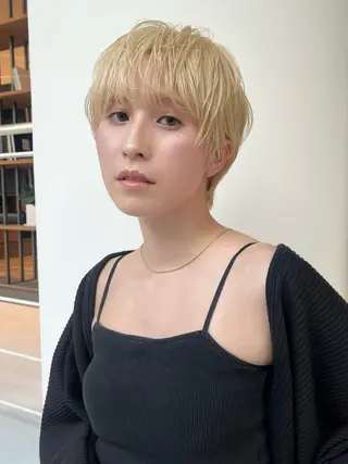 ショート カラー レイヤー.ボブ/ アヤミのヘアスタイル