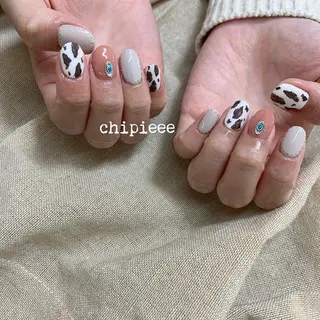 ネイル charme所属・. SHIORIのネイルデザイン