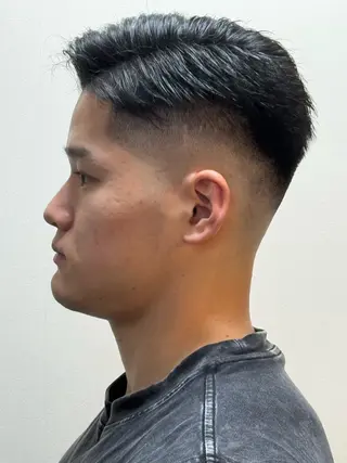 ミディアム 床屋のタナカ所属・上村 剛志のヘアスタイル