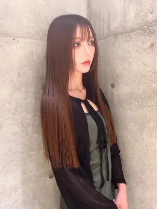 ロング 福岡縮毛矯正✨️ ストレート 向井和輝のヘアスタイル