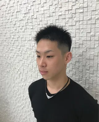 ショート メンズ 小野 康生のヘアスタイル