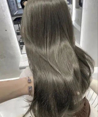 ロング カラー 艶髪✨ 小野田のヘアスタイル