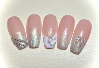 ネイル つ きのネイルデザイン