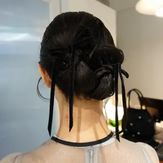 セミロング ヘアアレンジ 🌐サトウ リョウ🌐のヘアスタイル