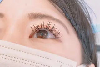 マツエク・マツパ private salon eyes所属・EYES YUNのマツエク・マツパデザイン