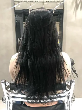 ロング カラー 佐野 えり奈のヘアスタイル