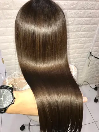 ロング カラー 20代半ば上質なへア ケア 髪質改善 大西のヘアスタイル