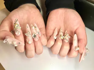 ロング ネイル RIONnail(リオンネイル)所属・RIONnail Yurikaのネイルデザイン