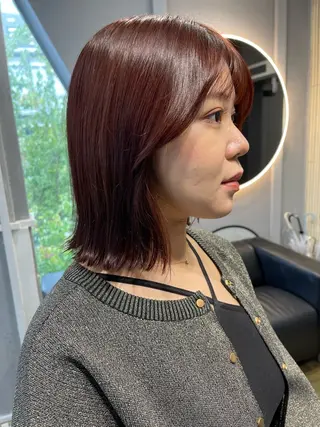 ミディアム カラー TATSUブリーチ/ ミルクティーベージュのヘアスタイル