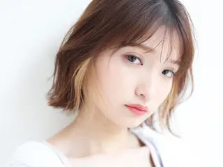 ミディアム 峠原 菜緒のヘアスタイル