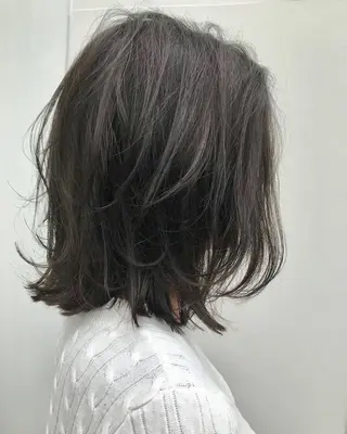 ミディアム カラー 寺山 佳貴のヘアスタイル