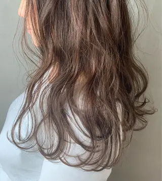 ロング カラー SALOWIN梅田茶屋町店所属・ウルフレイヤーカット /チヒロのヘアスタイル