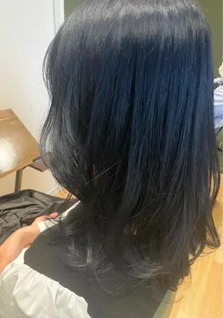 ロング 渡辺 由佳のヘアスタイル