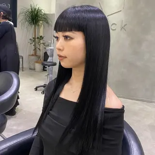 ロング HIRAYAMA KYOHEIのヘアスタイル