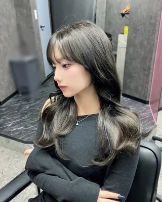 カラー LANDS所属・nanaka 🤍韓国ワンホンヘアのヘアスタイル