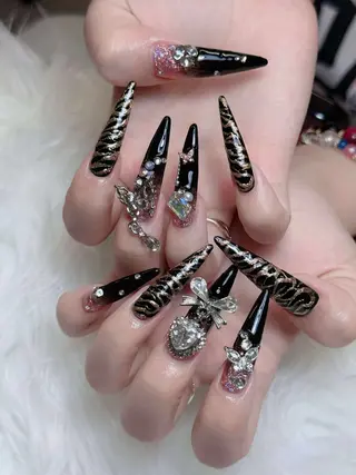 ネイル Lumi Nail 新大久保3‘のネイルデザイン