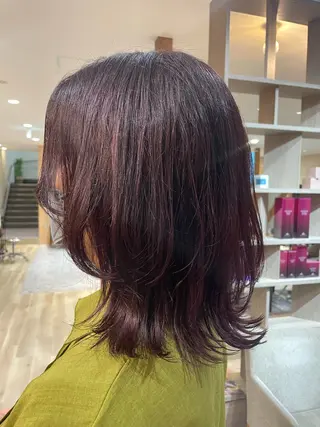 ミディアム AVANCE.JR和歌山店所属・岡本 彩香のヘアスタイル