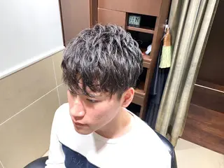 ミディアム メンズ HIRO GINZA 池袋東口店所属・林田 龍明のヘアスタイル