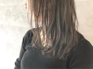 セミロング 🎗️comoda 神戸三宮 髪質改善のヘアスタイル