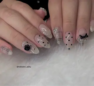 ネイル Spiky とうげ ふうかのネイルデザイン