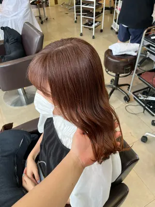 ミディアム カラー カットが上手い 💇‍♂🌸サク🌸のヘアスタイル