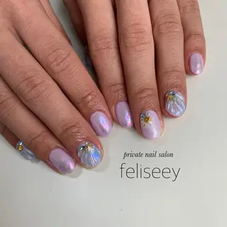 ネイル feliseey 〘フェリシー 〙のネイルデザイン