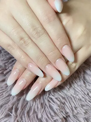 ネイル AMIRA Aのネイルデザイン