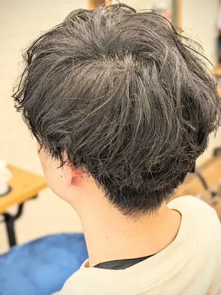 ショート パーマ 根岸 進のヘアスタイル