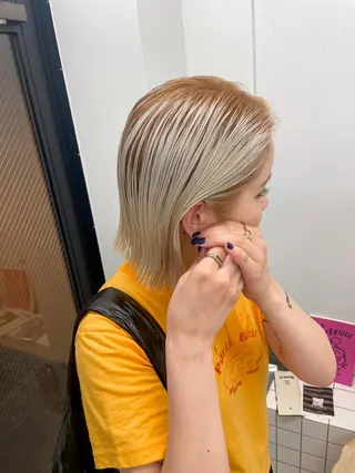 ショート カラー 関 京磨のヘアスタイル