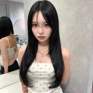 ロング カラー RIN🩶レイヤー /ハッシュカットのヘアスタイル