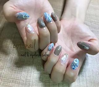 セミロング ネイル ツメトマツゲ .のネイルデザイン