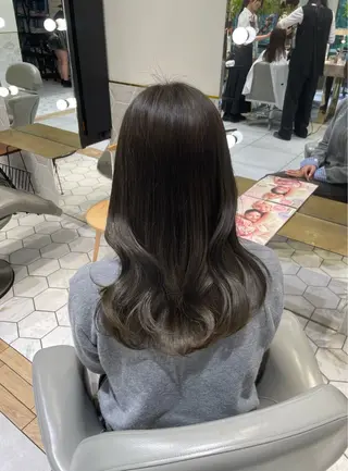 カラー 透明感 カラー/RICOのヘアスタイル