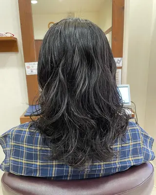 ショート カラー justbeauty CiNQのヘアスタイル